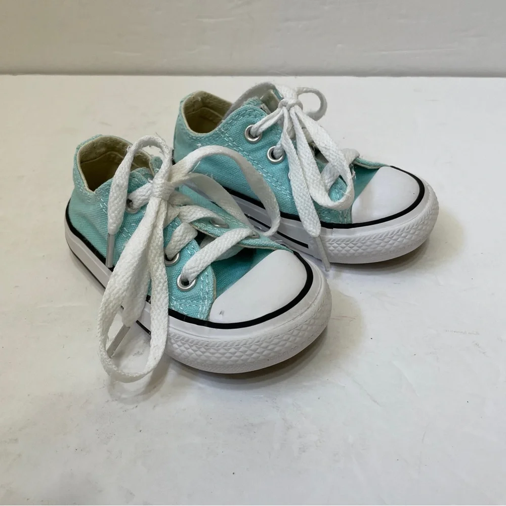 CONVERSE LOW TOP SNEAKERS IN TEAL‎